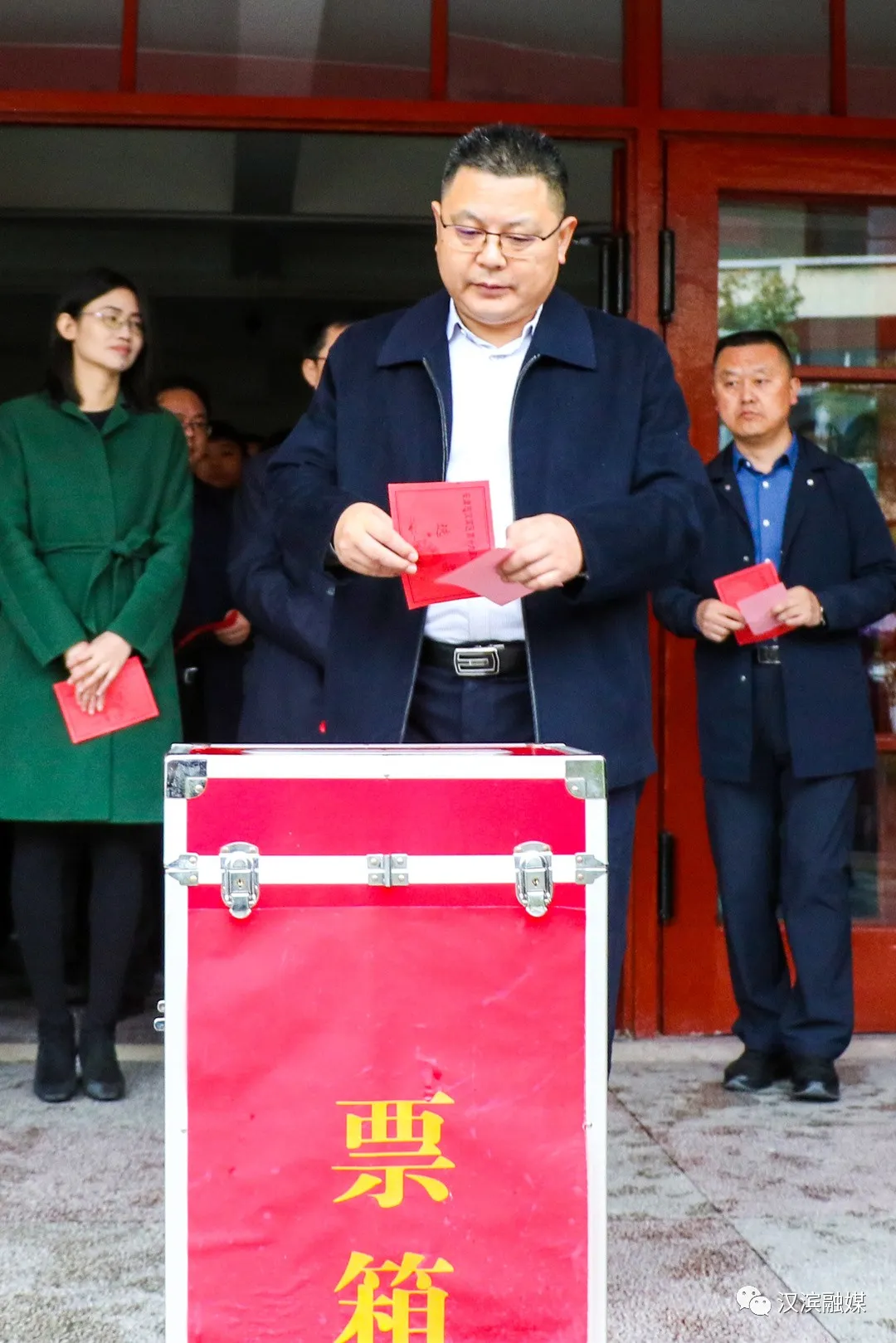 汉滨区区镇两级人大代表换届选举顺利举行