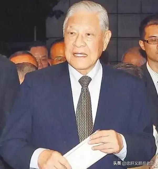 96年台海危机始末：前少将刘连昆出卖军演内幕，数十万大军白忙活