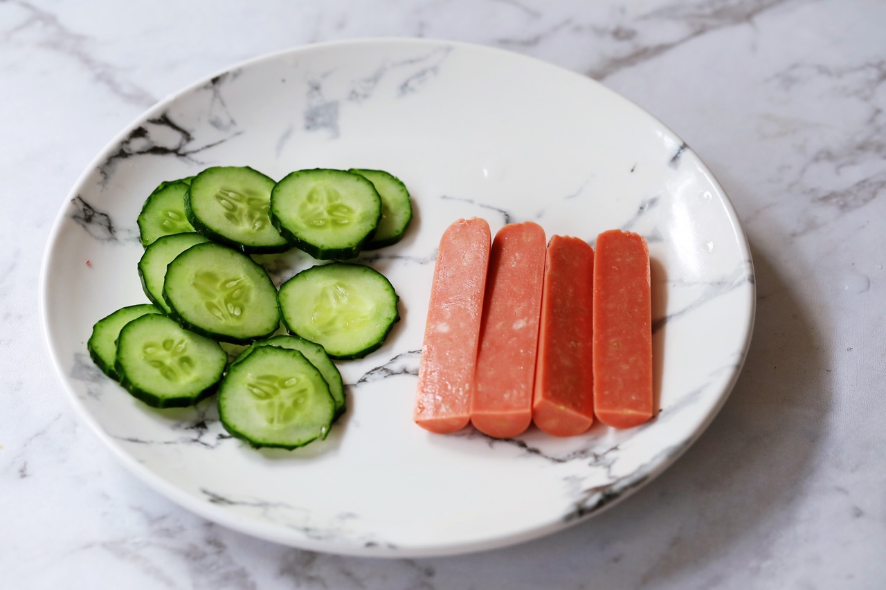 早餐不糊弄，紫薯鸡蛋三明治，营养丰富味道赞