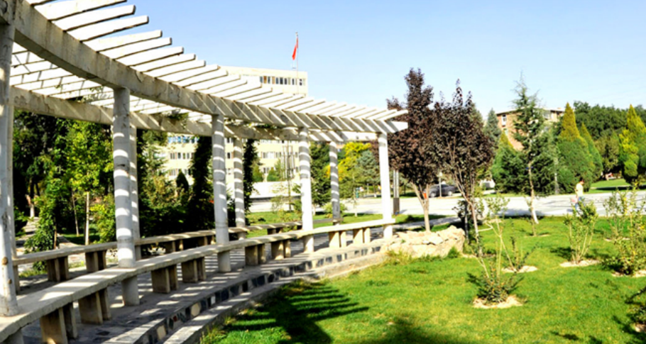 甘肃改名最成功的二本，改为“大学”后校名很霸气，却被吐槽