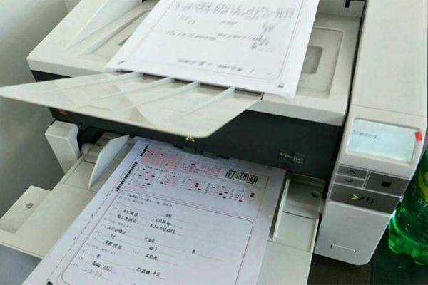 老师为什么禁止学生用修正带，看完这些原因，才知道老师用心良苦