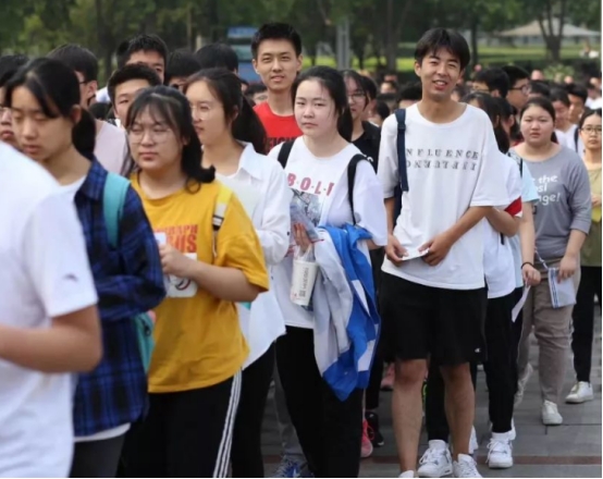 2021高考，河南考生600分都上不了211？看到真实数据，真有点残酷