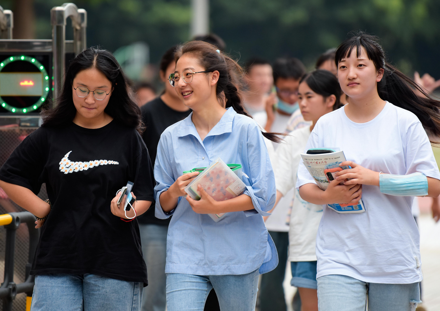 专家预测，2022年很可能是“高考最难年”，三大变化让人应接不暇