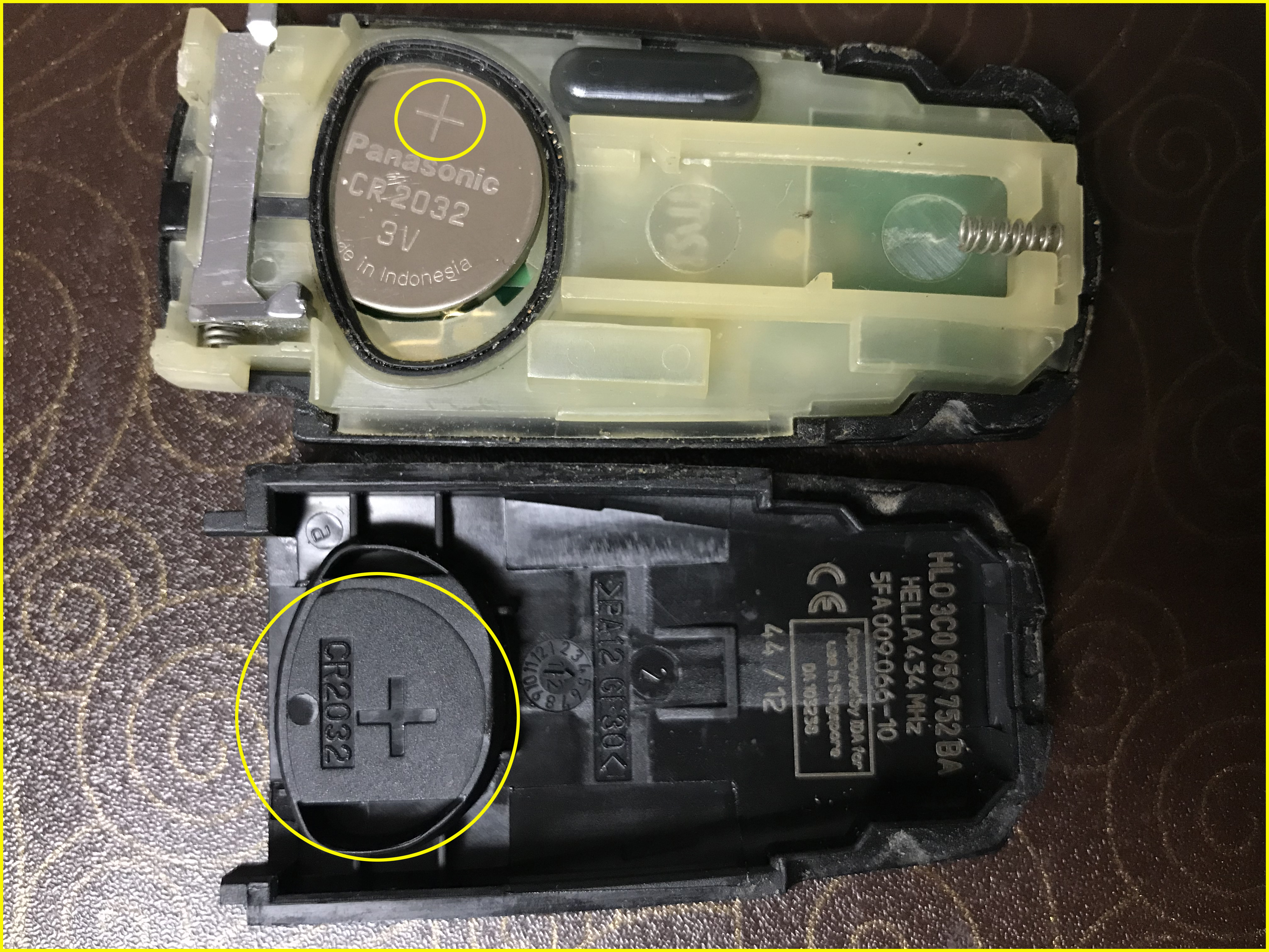 大众遥控电池自己换,一根牙签就搞定,才花几块钱!谁还去4S店?