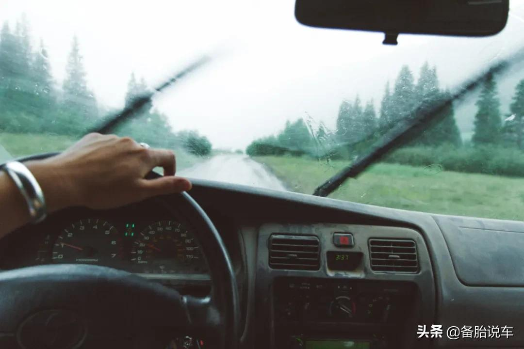 雨刮刮不干净，是不是一定要换？
