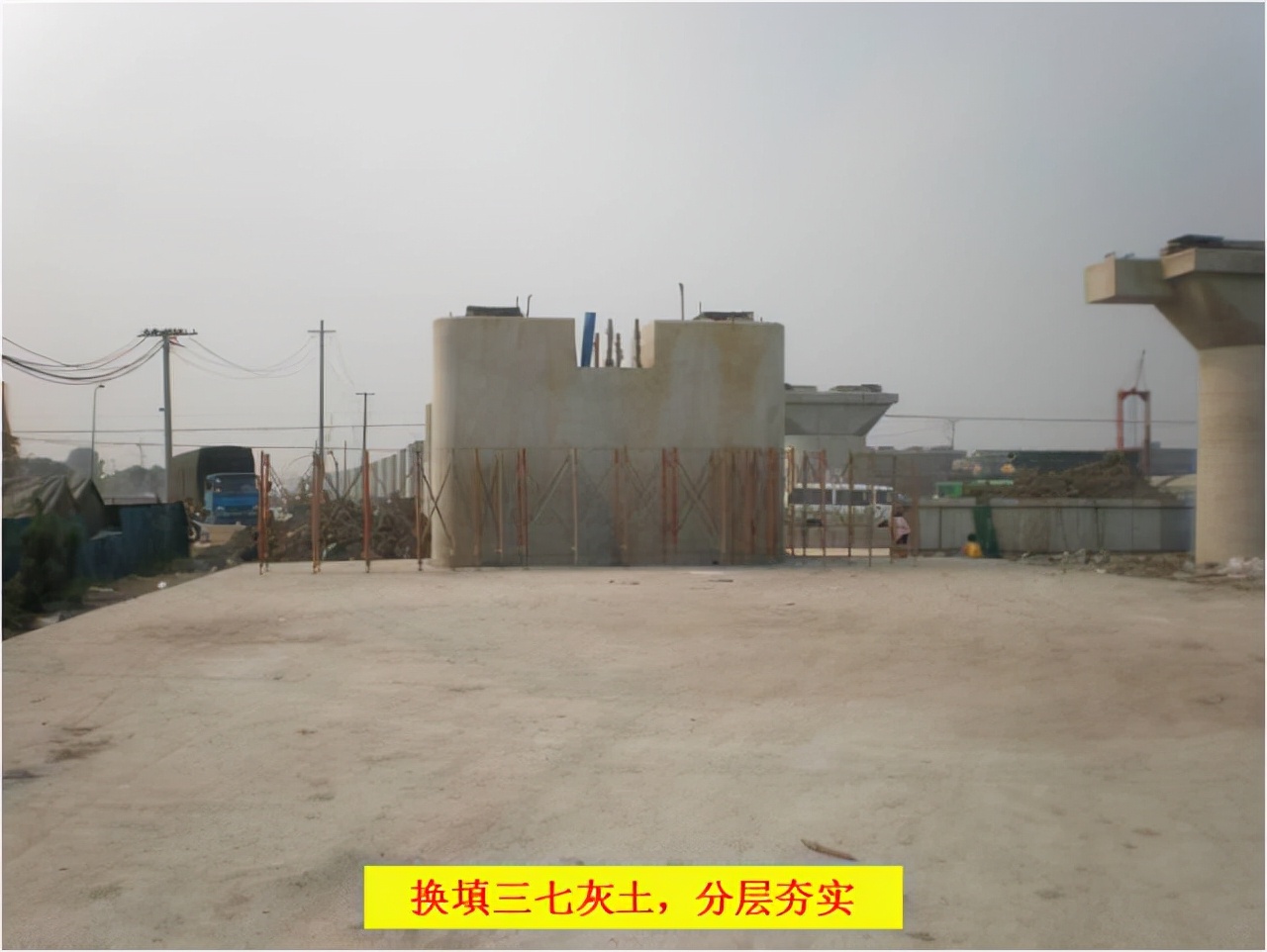 桥梁工程必备！现浇简支箱梁、支架和钢管柱贝雷梁该怎么做？