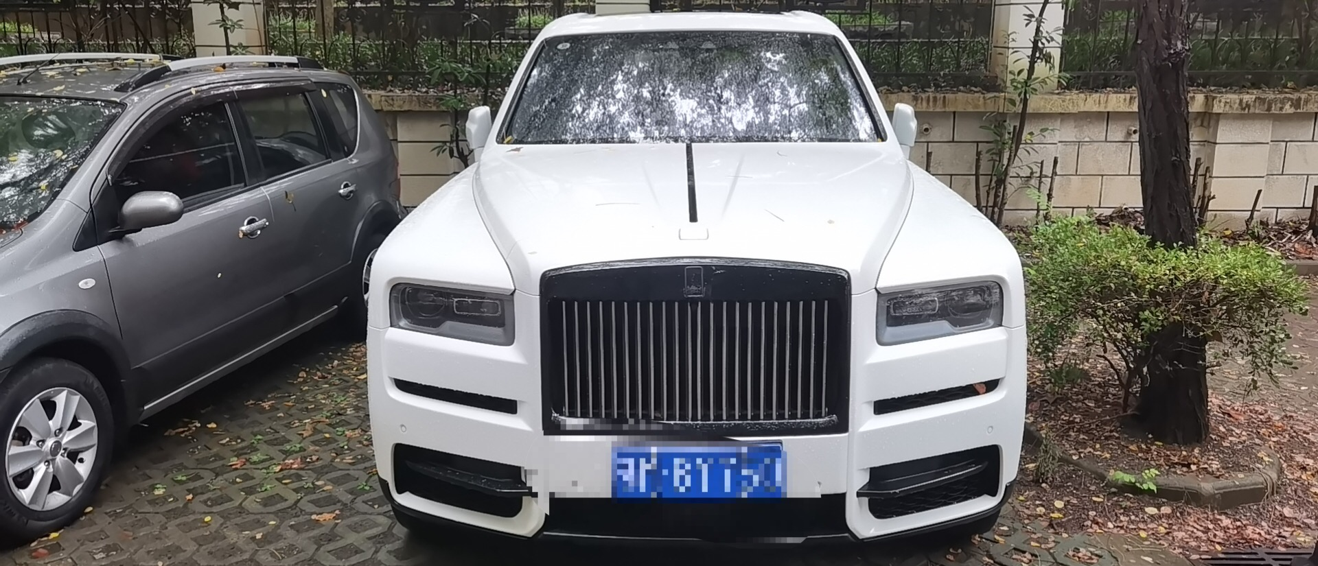 劳斯莱斯库里南，动力强劲，符合高端定位的气质