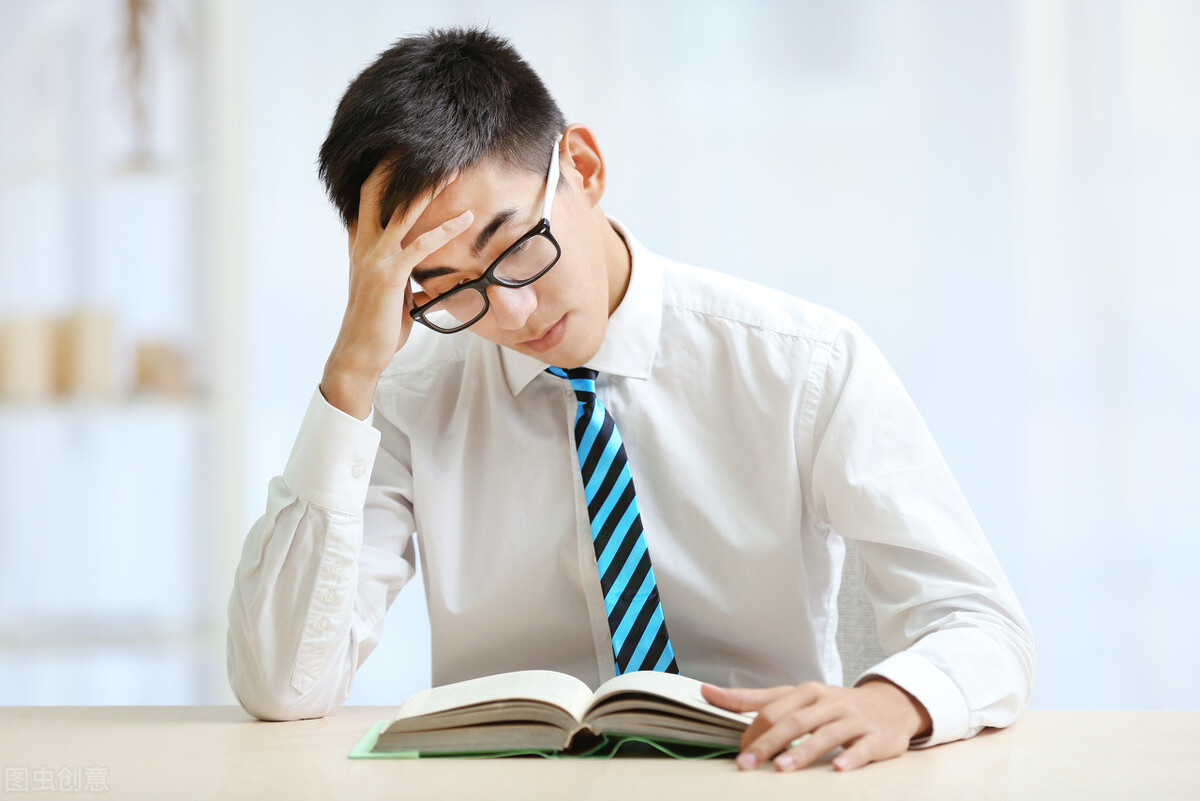 要把英语“踢出”高考？教育部门最新回应来了，学生：早该如此