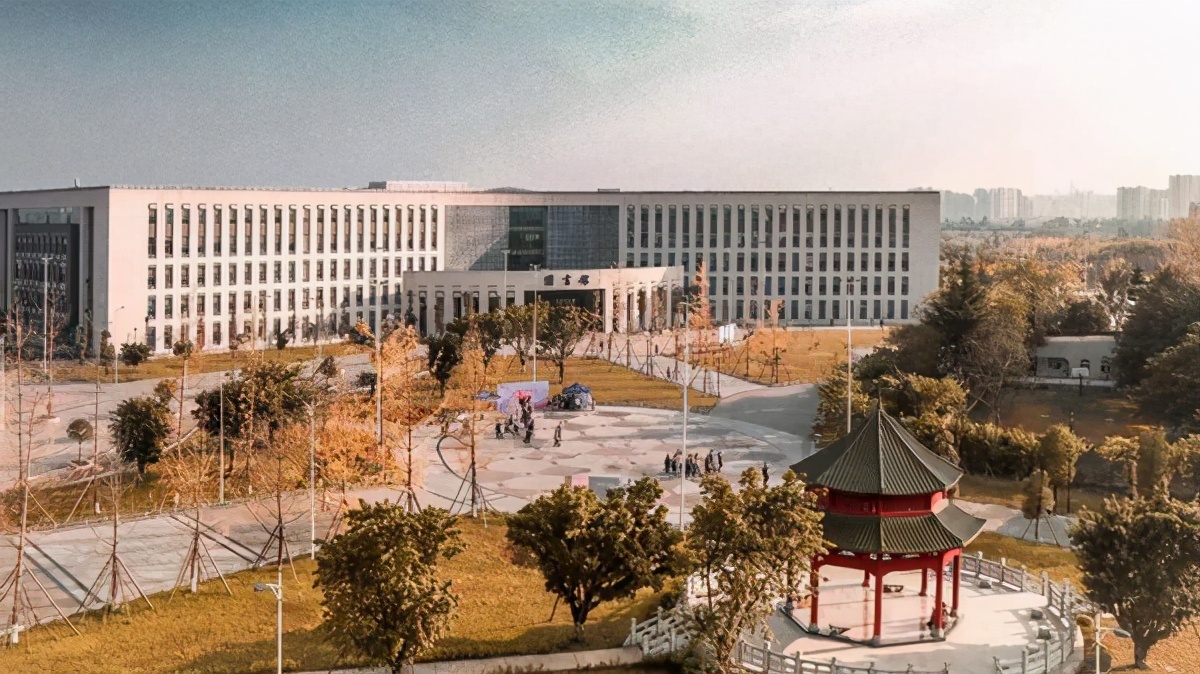 成都理工大学，四川最“热”的大学之一！