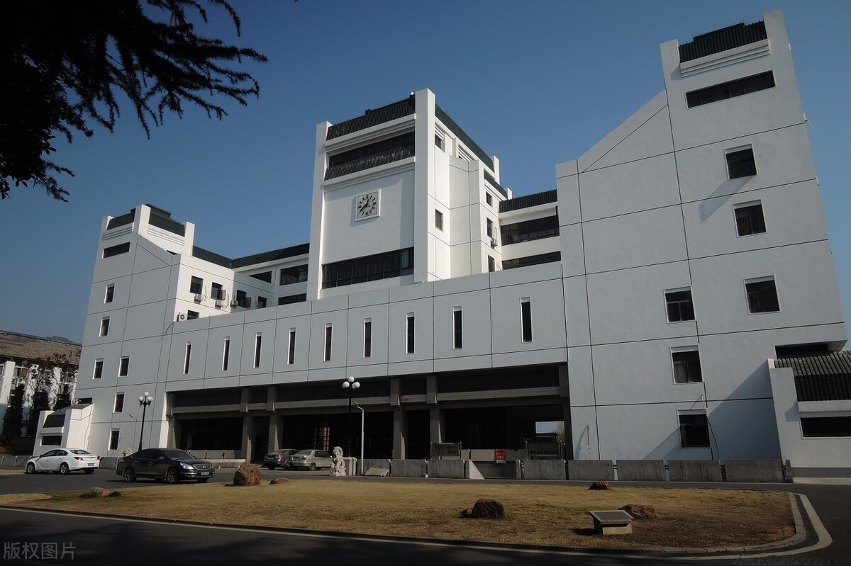 武汉大学2021年艺术类录取成绩合格线发布，附招生计划录取原则