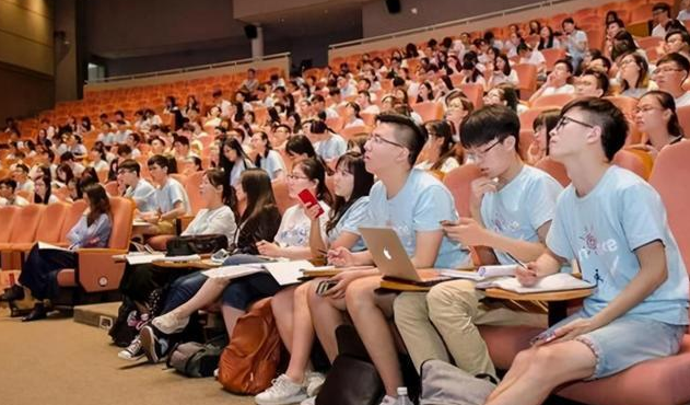 大学期末考试并不难，为何很多大学生挂科？学姐：主要因为这5点