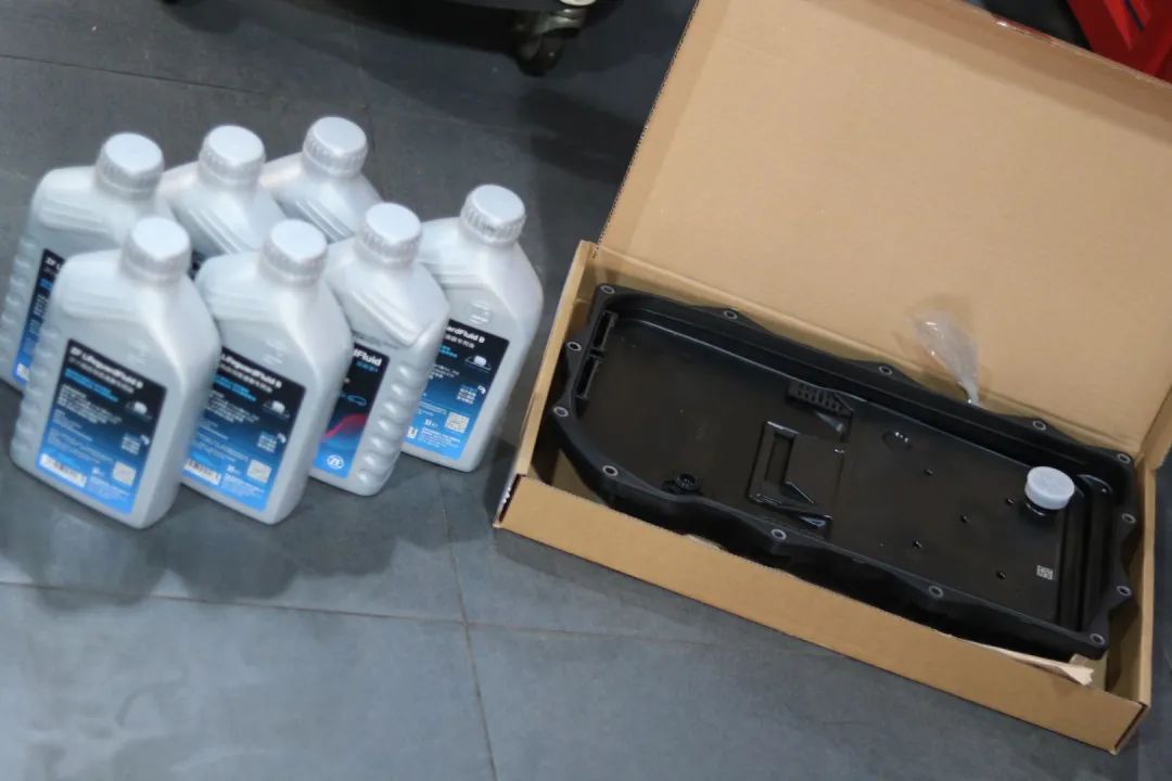 怪兽修车：翻新一辆13年的二手宝马5系，耗时25天完美复活它