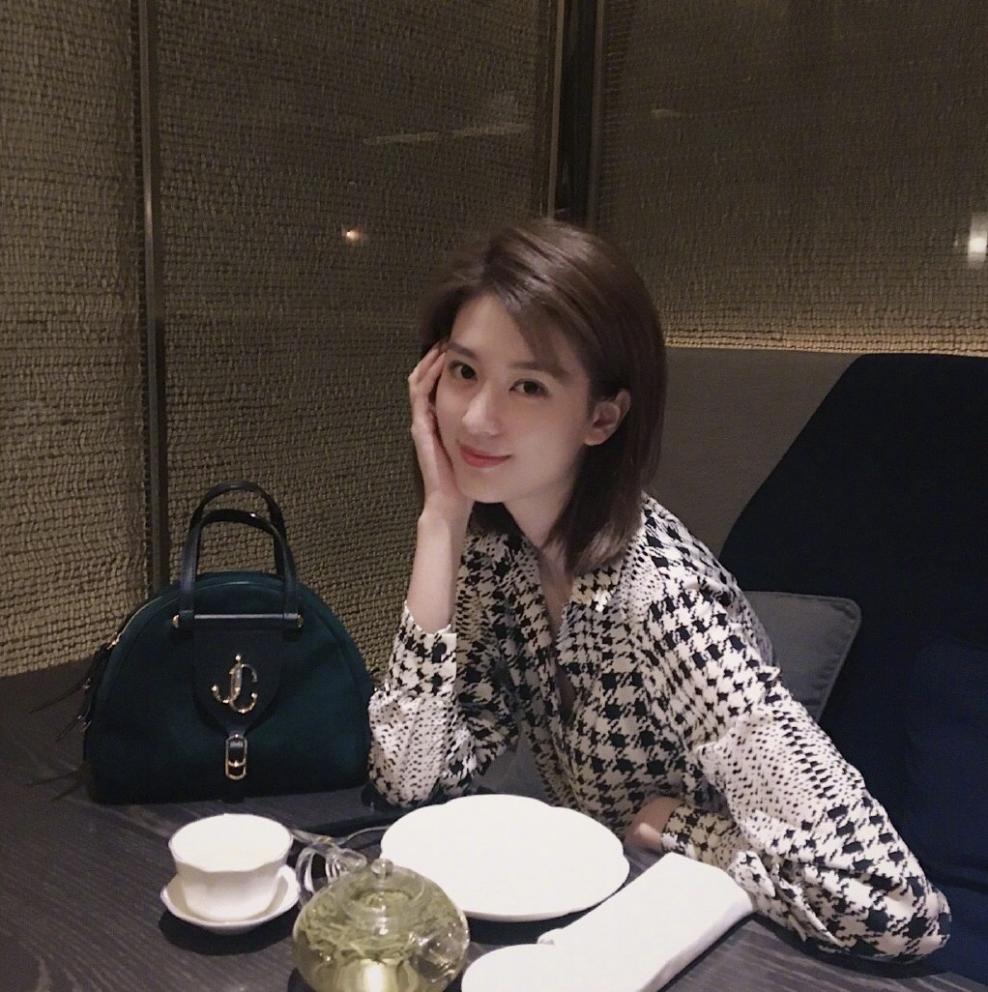 女生脸上若有这3个特征，就是大众脸，不妨自测一下自己的吧