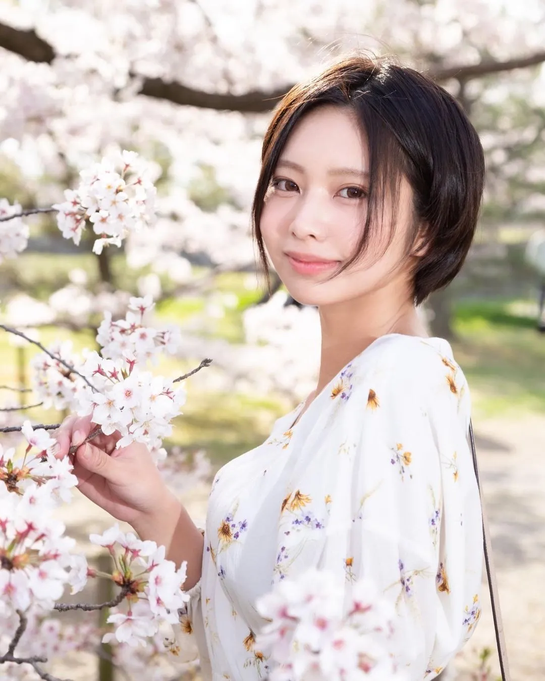11区百变樱花妹DJ NOMA美照