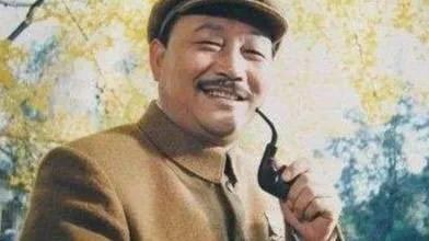 贺龙是南昌起义的总指挥，为何却排在十大元帅的第五名呢？