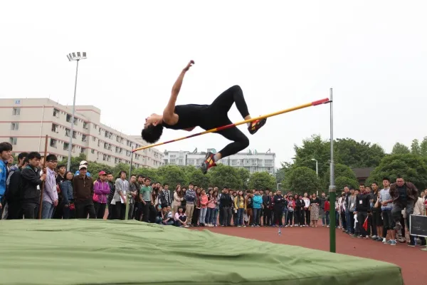 成都纺织高等专科学校近2年单招录取分数线