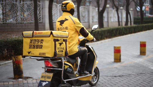 送外卖饿了么好还是美团好（饿了么和美团外卖哪个好）