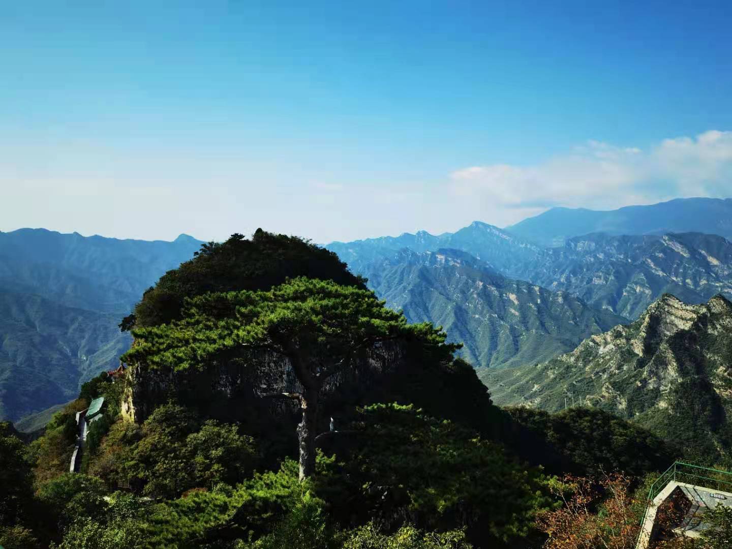 国庆游圣莲山风景区,峰峦叠翠小五岳,佛寺道观两重天