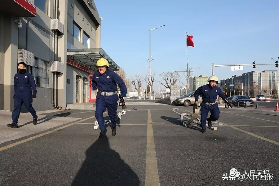 “我们有警必出，有警必动”