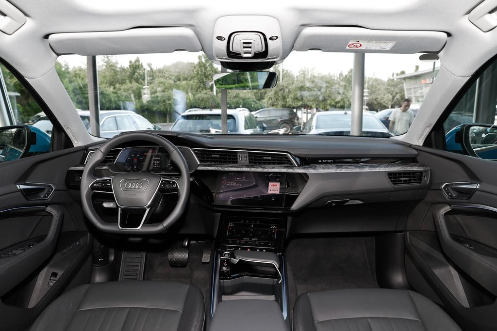 奥迪e-tron Sportback(进口)限时优惠1.00万 欢迎试乘试驾