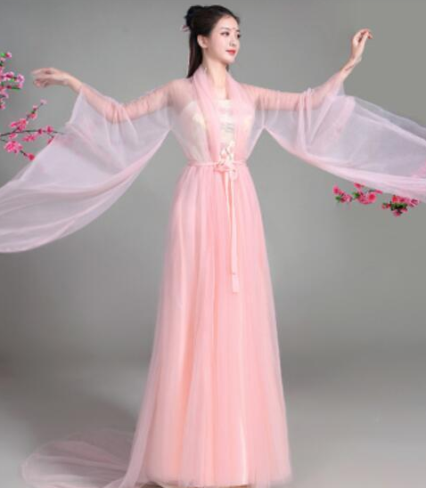 心理测试：4件粉红裙子，你会穿哪件？测你最近的桃花运有多旺