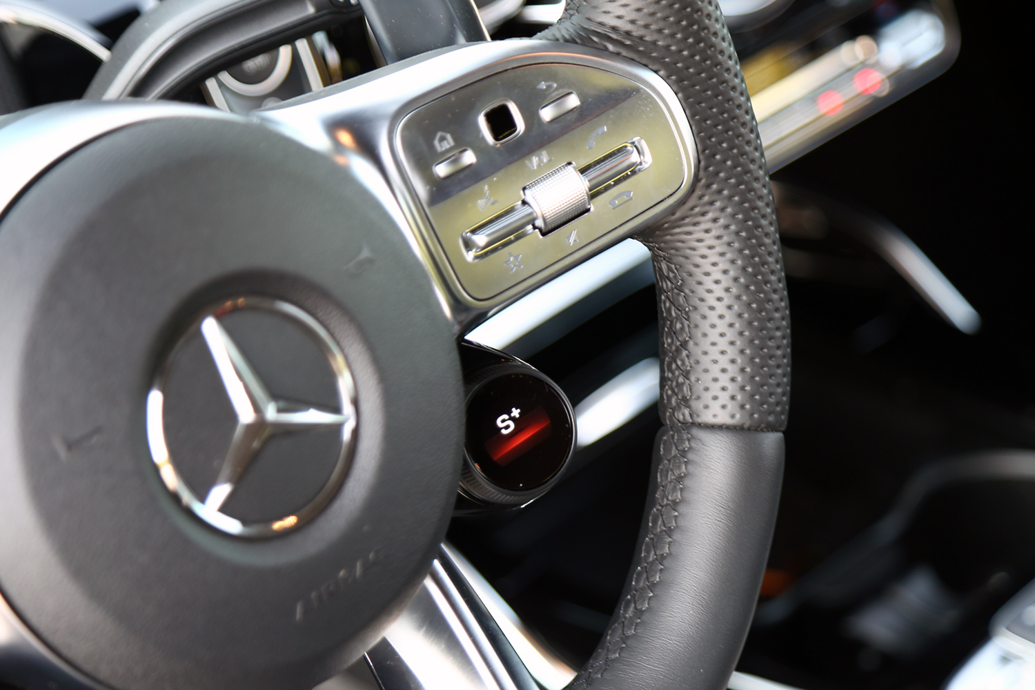 测试AMG A 35：谨以此车献给那些具备M潜质的热血青年