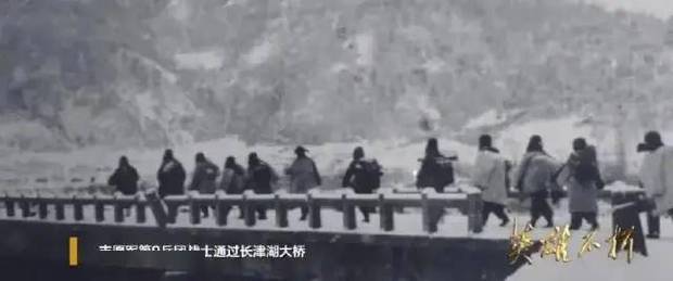 《长津湖》破35亿，这个只出场40秒的男人，却不