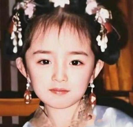 杨幂的上位史和她的绯闻男友们，黑料满满的她如何走到今天这一步