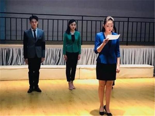 北电21级“九朵金花”集合，没有一张是网红脸，你最看好谁？