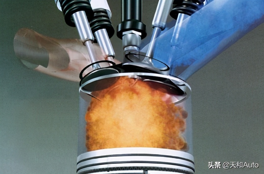 汽车「滴水」现象详解：两个位置的滴水原理