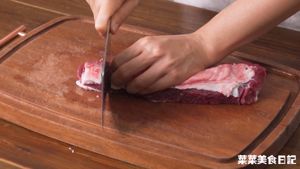 秒杀大排档的好方子，一焖香绝了！懂行的都在吃它