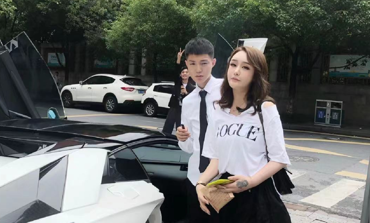 韩雅乐和大美(高迪和大美当年发生了什么) – 抖音库