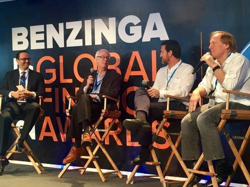 埃隆·马斯克，向狗狗币的大户们喊话，叫多卖些这种加密货币给他