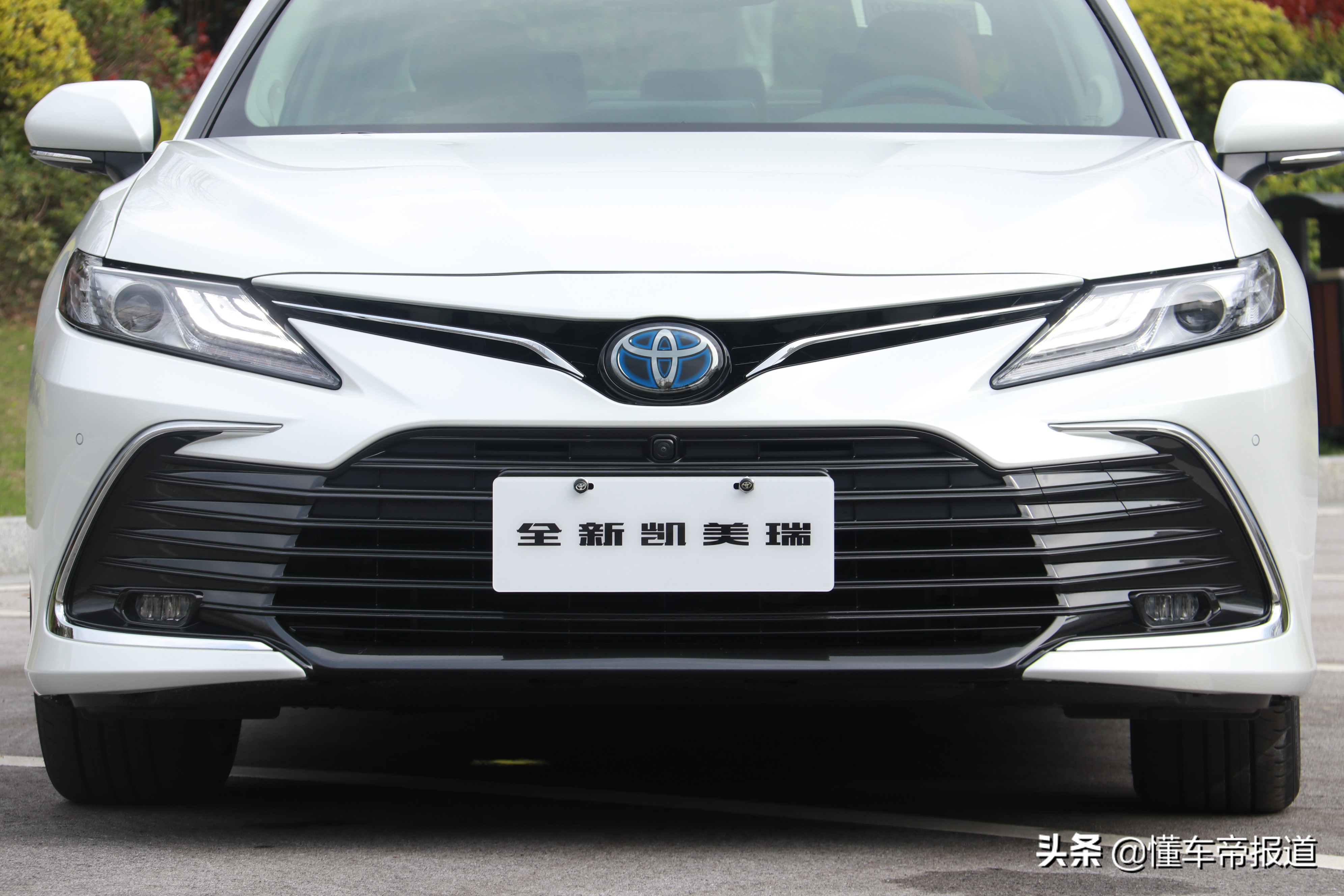 新车｜科技配置提升后改善究竟大不大？抢先试驾中期改款凯美瑞