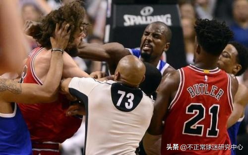 nba有哪些人不会说垃圾话(不会垃圾话也能打NBA？库里家教好，姚明藏得深，小卡被人追着喷)