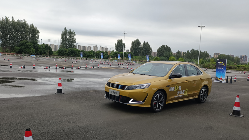 试驾凯翼轩度:奇瑞背书的156马力轿车，真能聊运动？