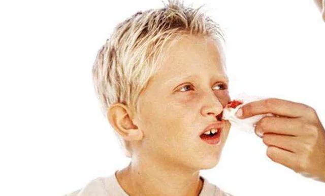 挖鼻孔的故事告诉我们什么道理 _飞翔号