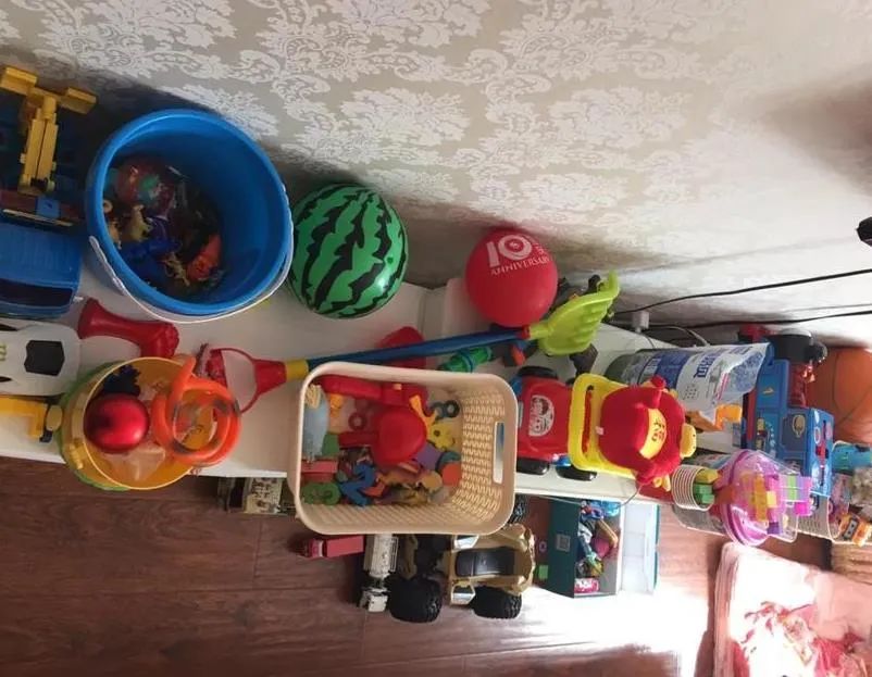 孩子从小玩这3种玩具，玩具汽车图片见证成长乐趣