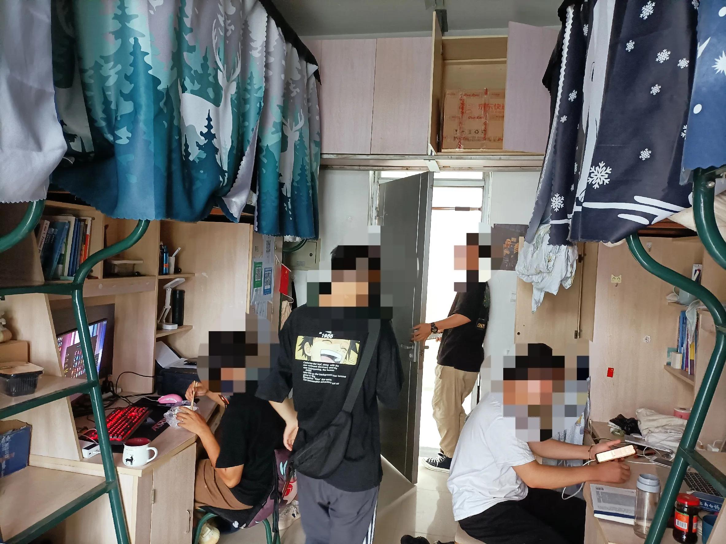 有几个吵闹的室友是什么样的体验（下）