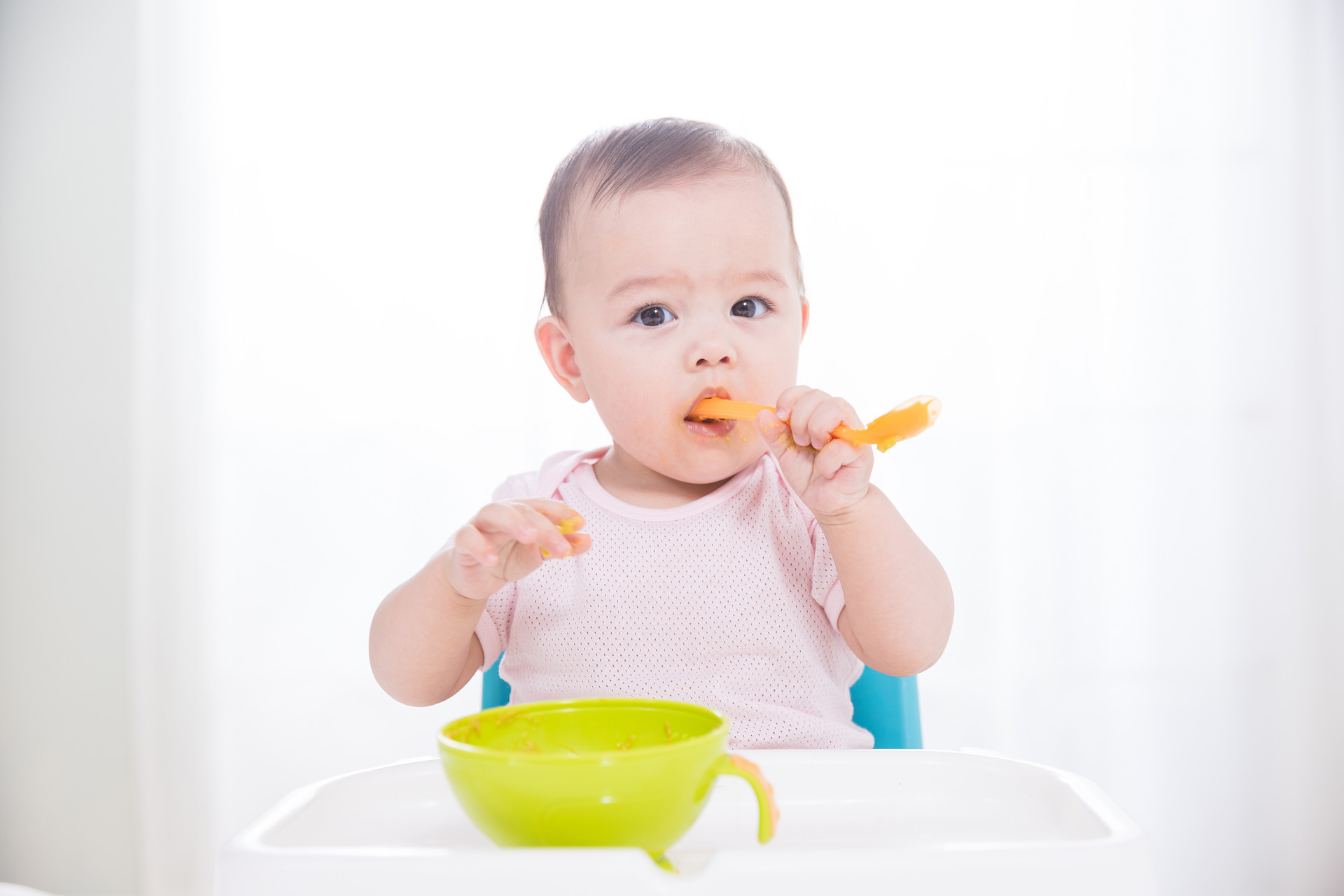 科学食油让孩子聪明又健康！宝宝几时吃油？很多家长加晚了