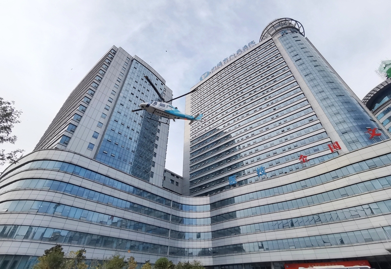 十堰人医直升机半小时救援襄阳老人 1小时航空救援圈显成效