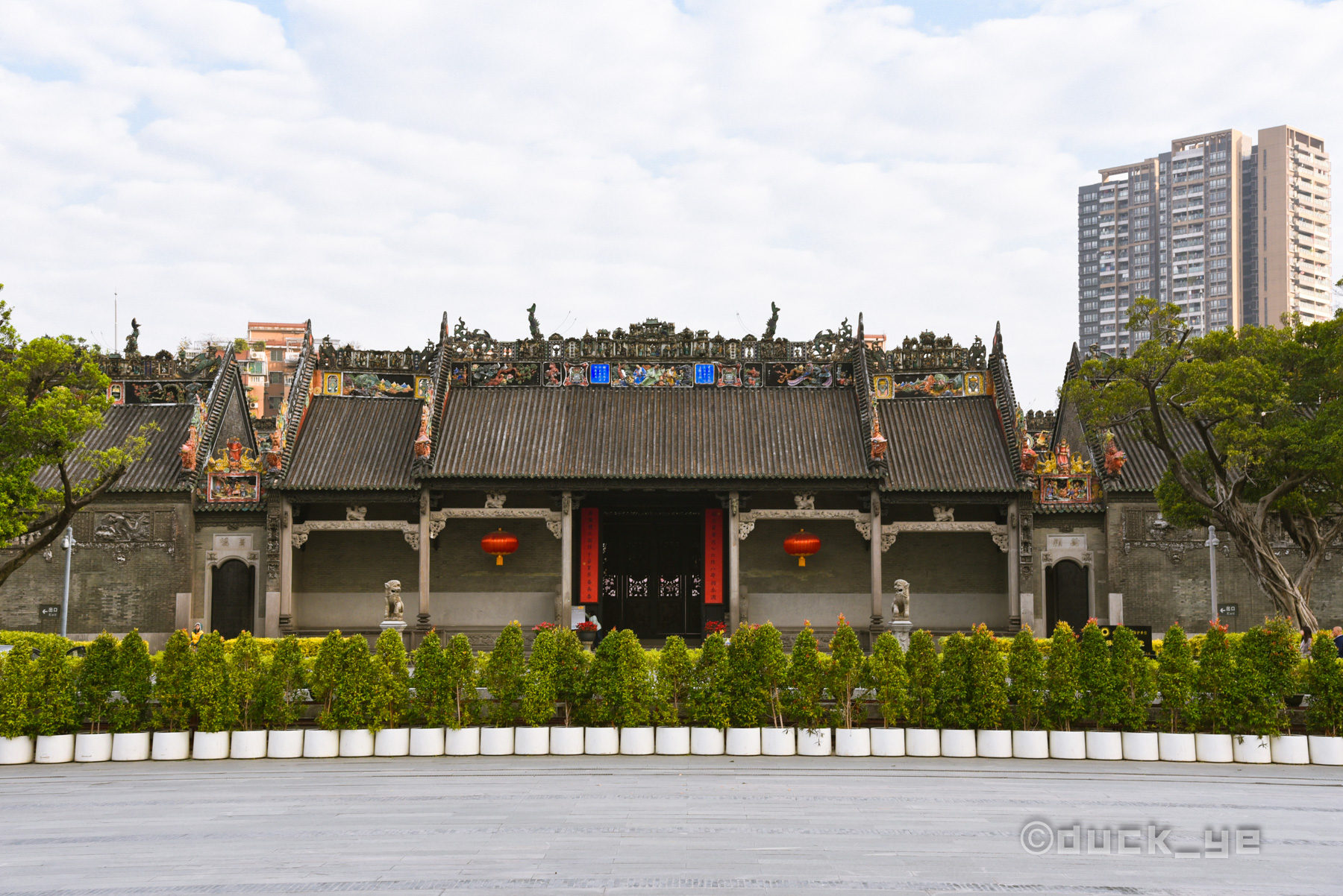 陈家祠：不是皇宫胜似皇宫，从合族祠到博物馆，辉煌灿烂建筑大赏