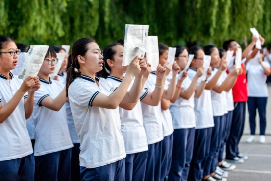 江苏“双胞胎”学霸高考同考652分，哥哥北大，弟弟清华引人羡慕