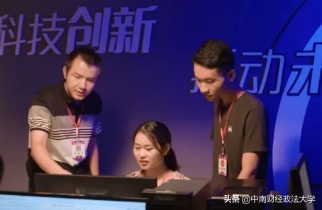 这个学校，就一个字，棒！