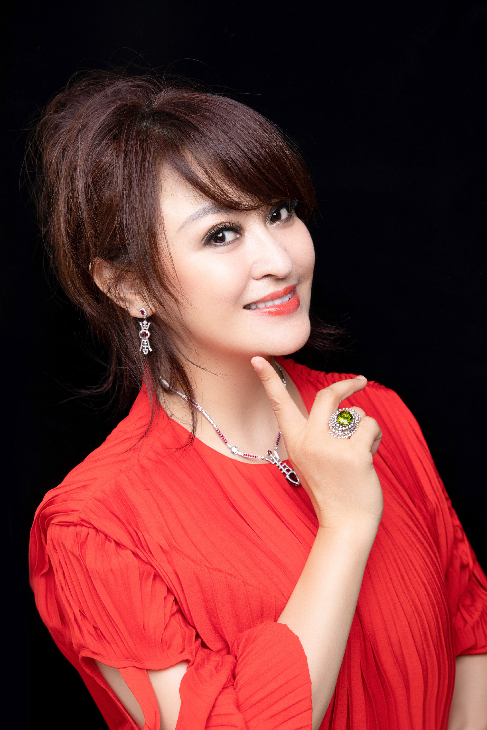 王路遥个人资料(王璐瑶) - 散下步