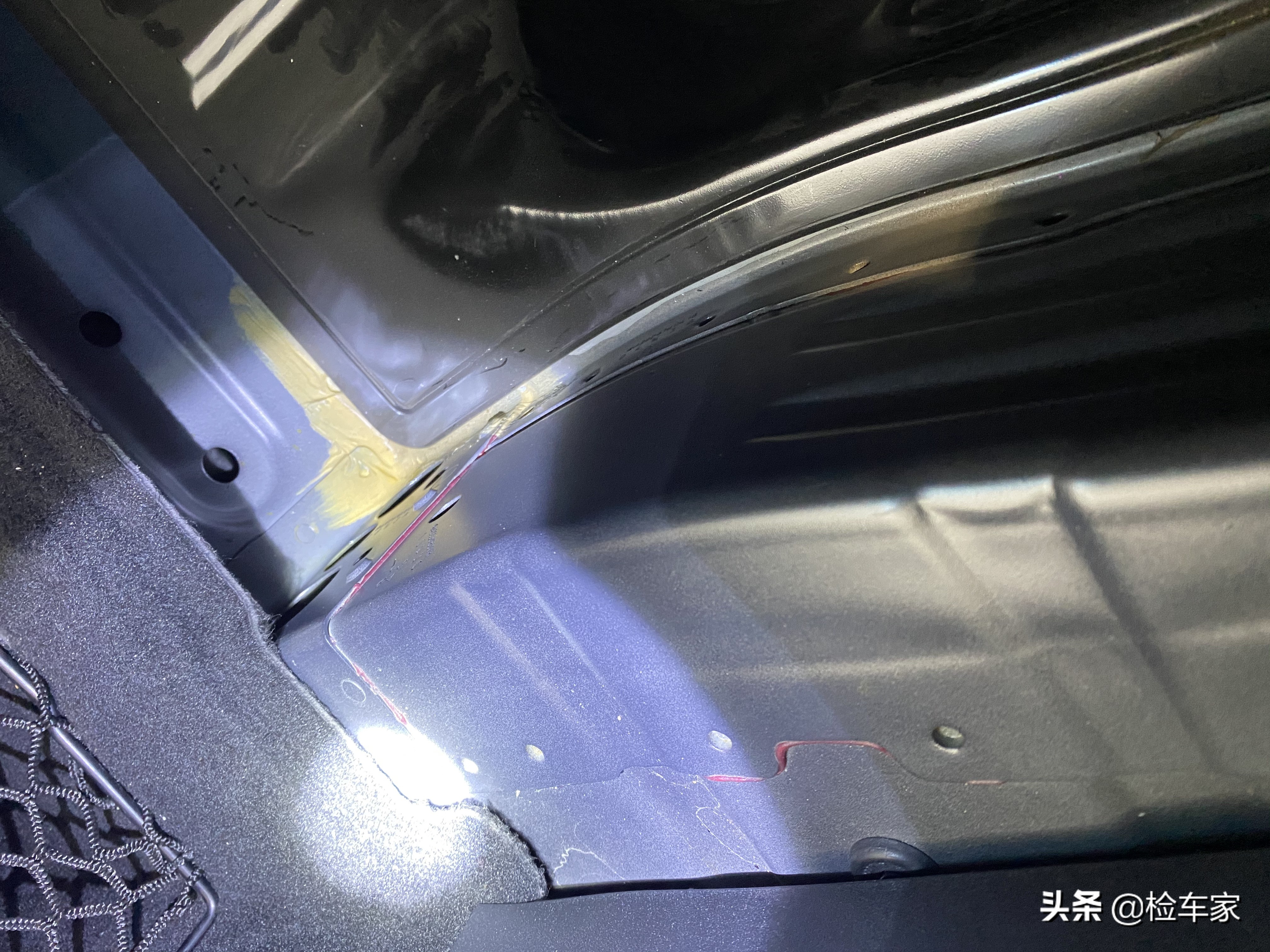 奔驰S级车主来帮忙，这台五年的S320值不值60万？网友：大实话