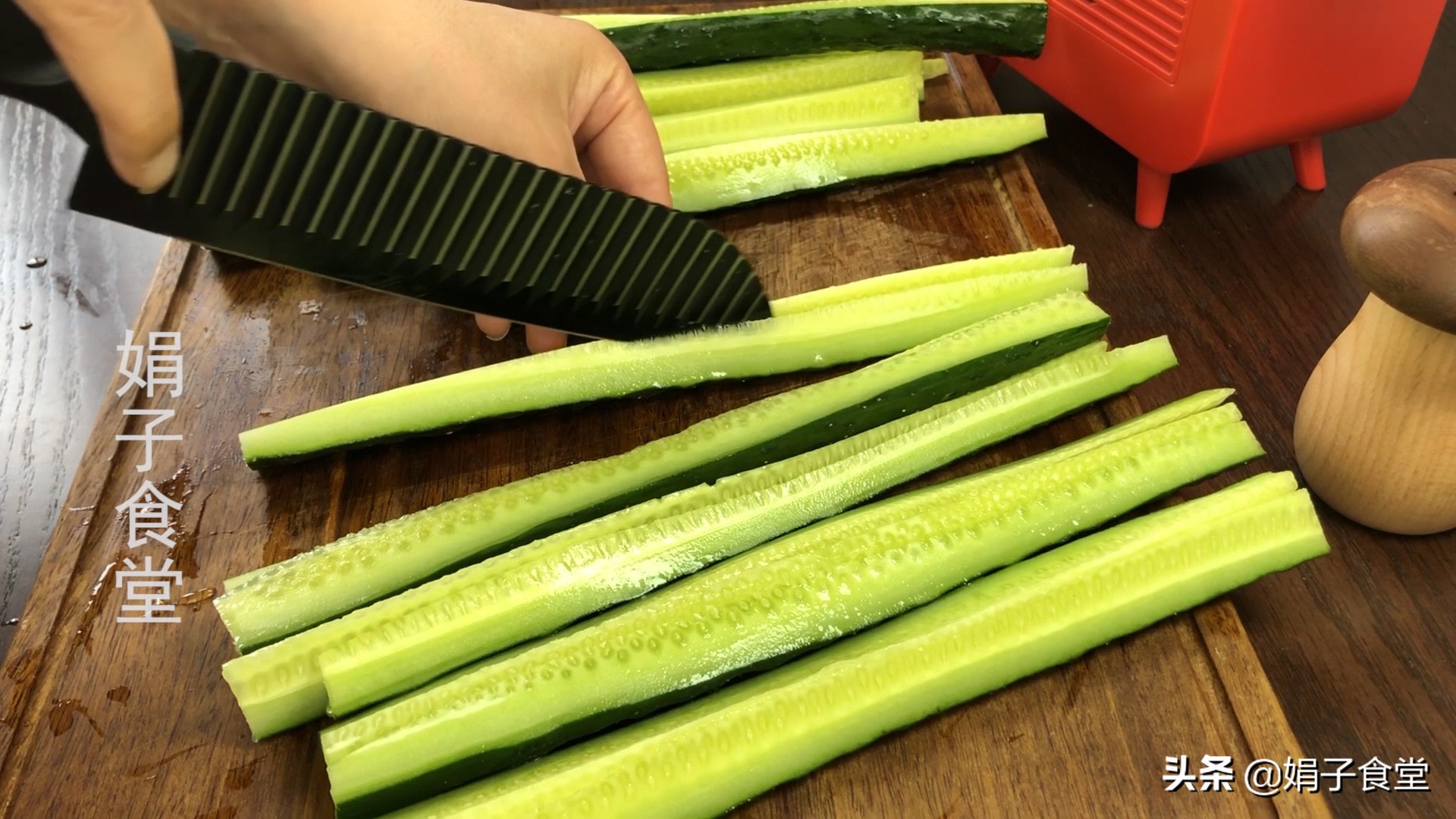 腌黄瓜的做法大全（美味爽脆开胃的腌黄瓜教程）