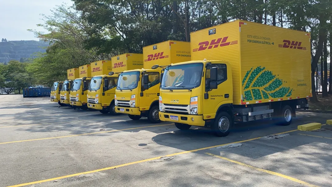 ����˧����ݱ���30̨JAC˧�彻������DHL����