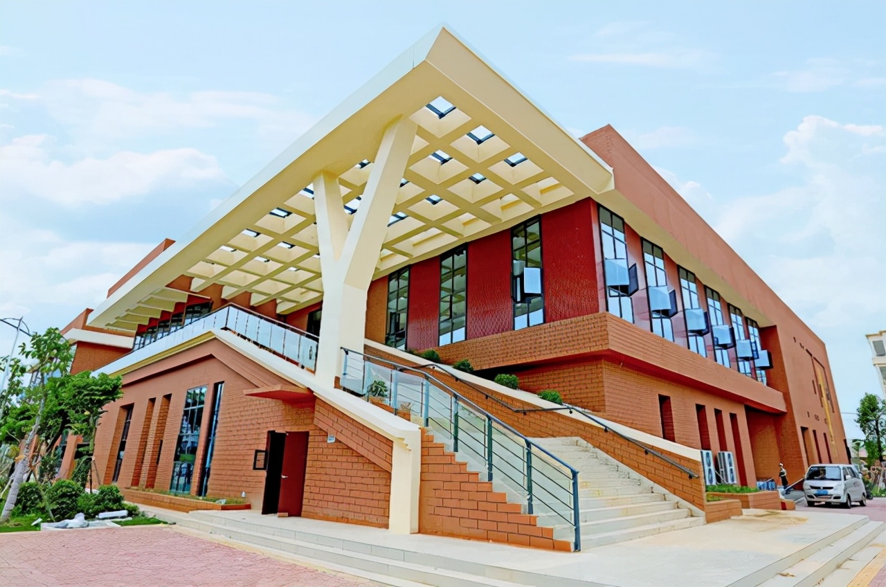 三所高校即将迎来“突破”，已经上报等待审批，当地考生有福了