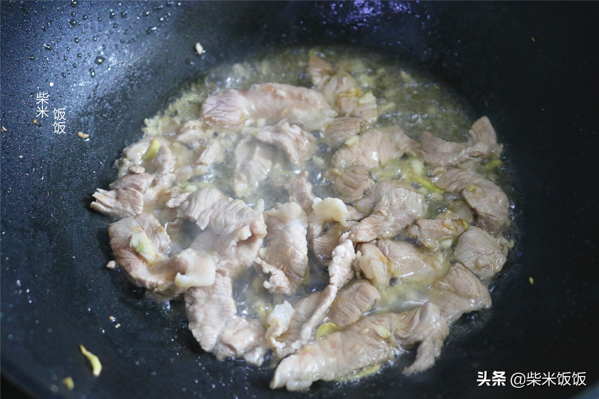 白菜炖豆腐，这样做才好吃，豆腐鲜香多汁，白菜脆嫩爽口